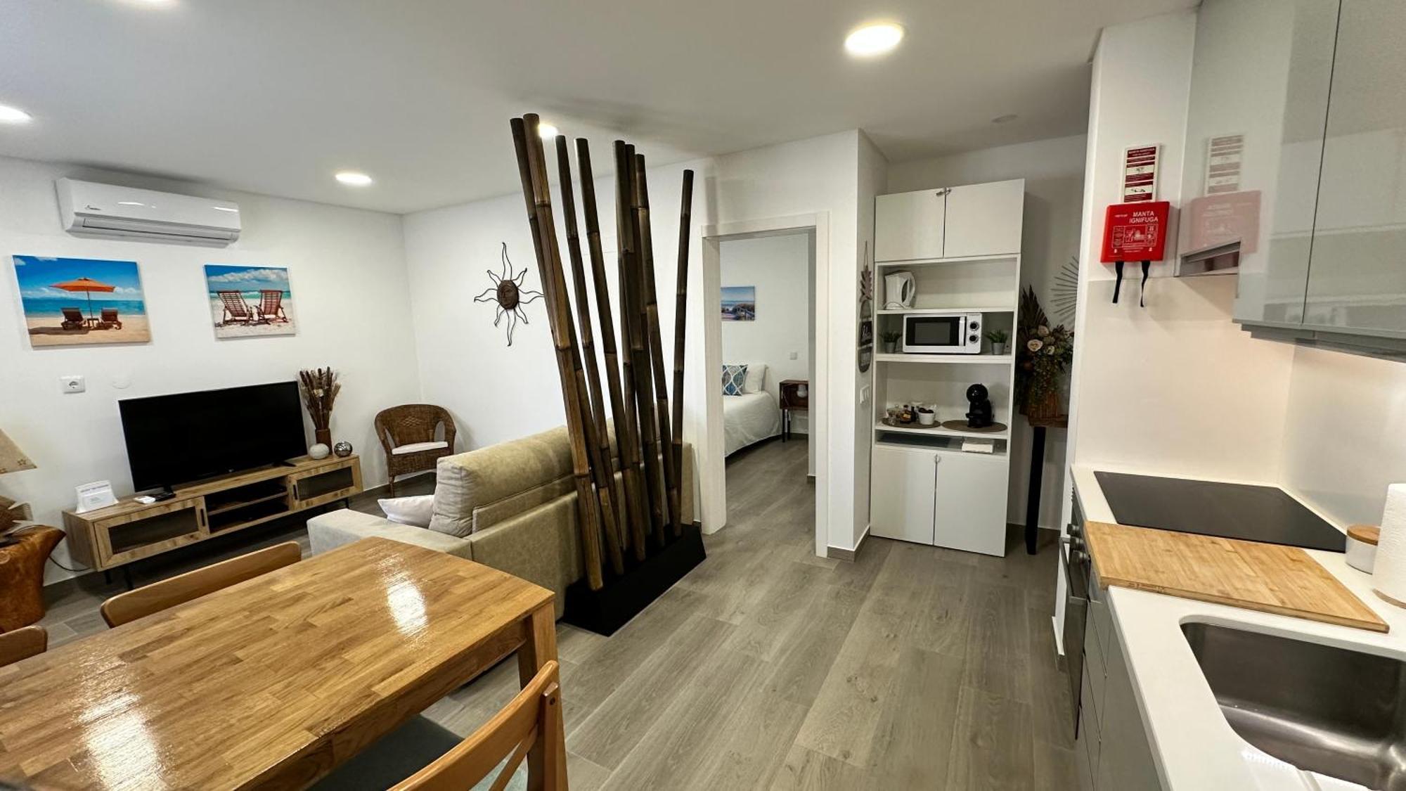 Cristal House 250 Meters From *