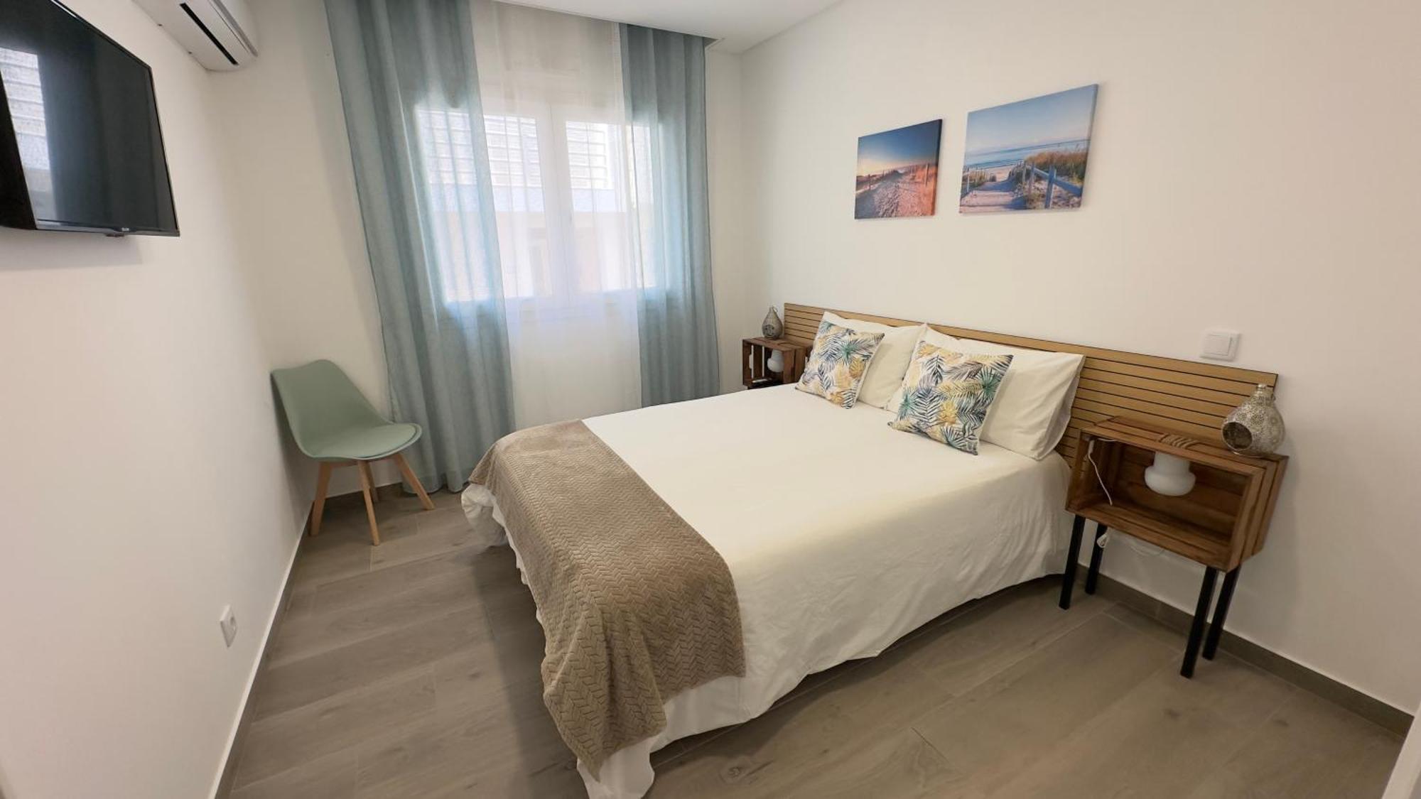 Cristal House 250 Meters From *
