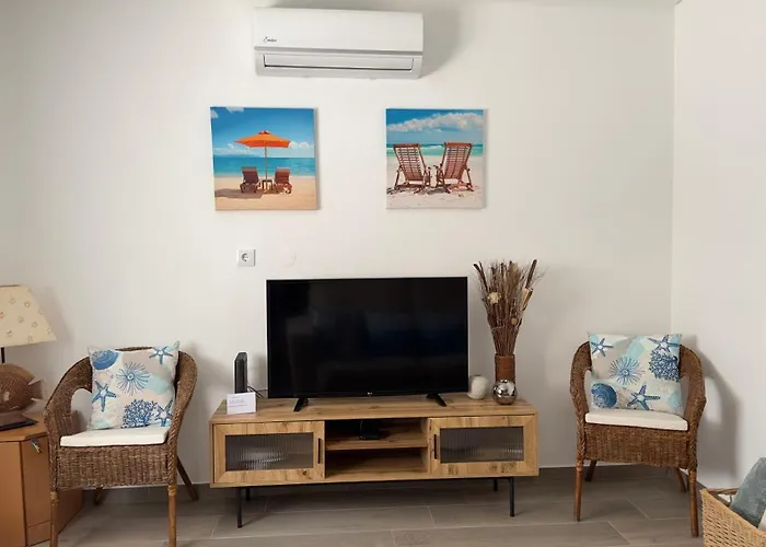 Cristal House 250 Meters From Monte Gordo Beach